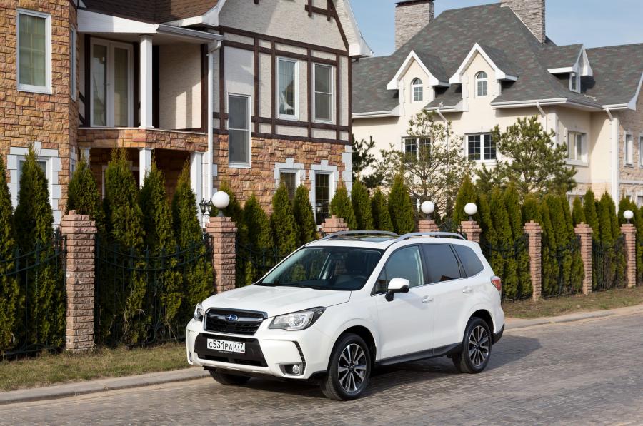  Subaru Forester 2.0XT 2016 года  (фото 23 из 30)